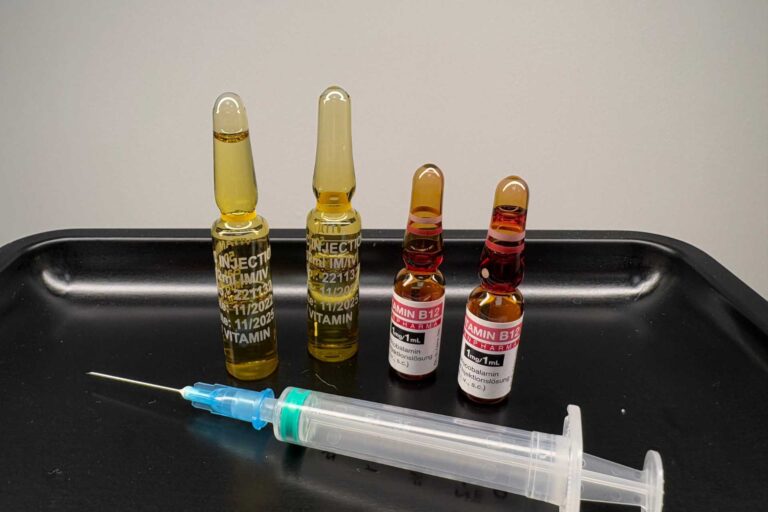Vitamin Injection B12